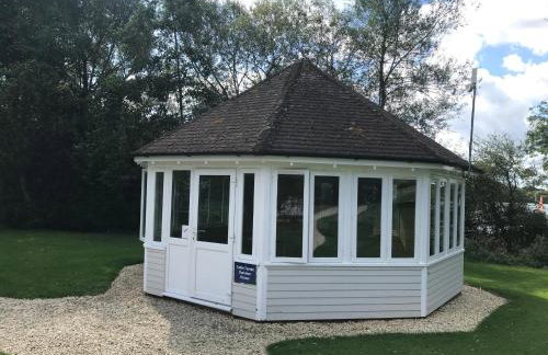 Liming Lodge - Lakeside Home in the Cotswolds - Foto 22