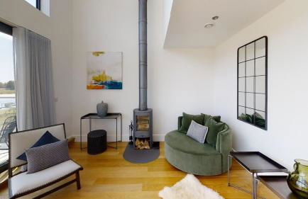 Lakeside property with spa access on a nature reserve Beaumont Village 25 BV25 - Photo 8