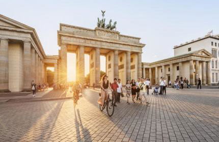 Amazing apartment in the heart of Berlin next to Check Point Charlie, 1 to 4 Guests - Photo 7