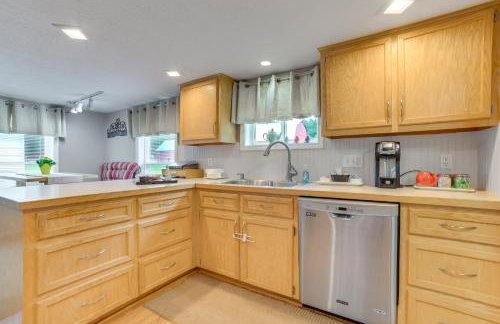 Visit Fife Lake and Traverse Bay! Farmhouse Hideaway - Foto 10