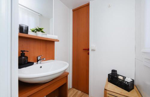 MIA mobile home with jacuzzi - Photo 39