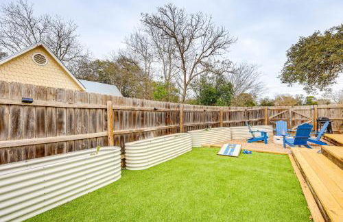 Walk to Main Street Cottage with Deck in Bandera! - Foto 20