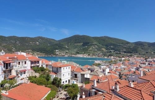 Lovely 2-bedroom with panoramic view - Foto 14