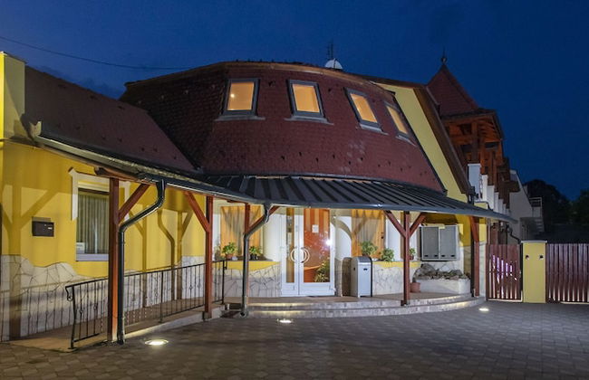 Margaréta Apartman és Üdülőház - Foto 19