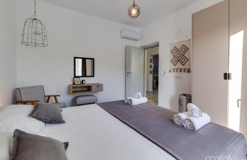 Grandfather's House - Photo 14