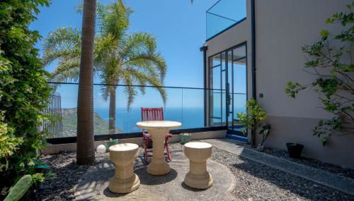 Mansão Macau by LovelyStay - Photo 5