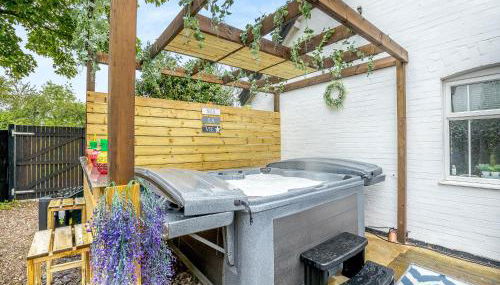 Rose Cottage - Photo 2