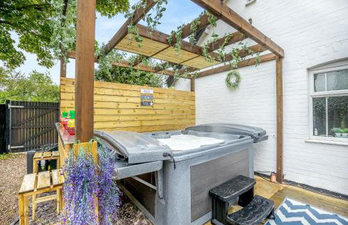 Rose Cottage - Photo 2