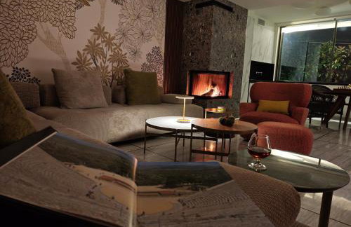 Sandy's Superior Suite - Photo 7