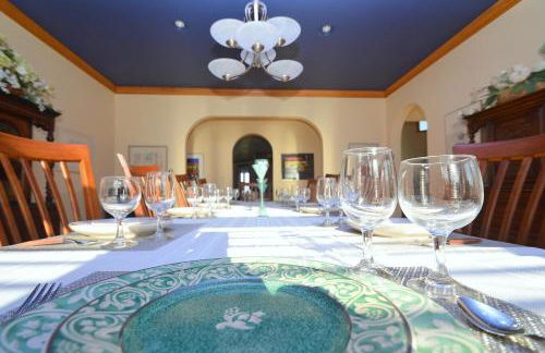 Redbud Keep - Unique Features, Movie Set Decor, Grill, Wifi, Family Friendly, Hiking, Billiard Table, Movie Theater Room, Fireplace, Golfing, View, 2 King Beds - Foto 22