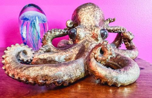 Dolly's Yacht Club - Cozy Retreat Near Broadway - Foto 15