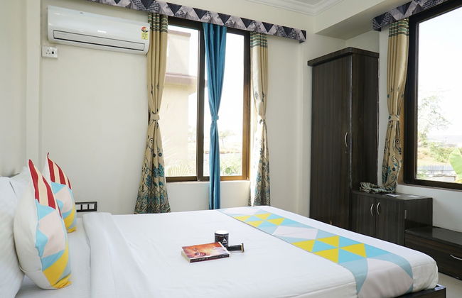 OYO 22738 Home Gorgeous 4BHK Lonavala - Foto 13