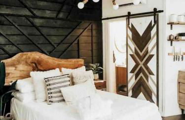 Secluded Treehouse Rental Ideal for Glamping in Alabama - Foto 12