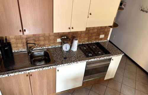 Mansarda con balcone nel cuore di Brenzone sul Garda - Foto 18