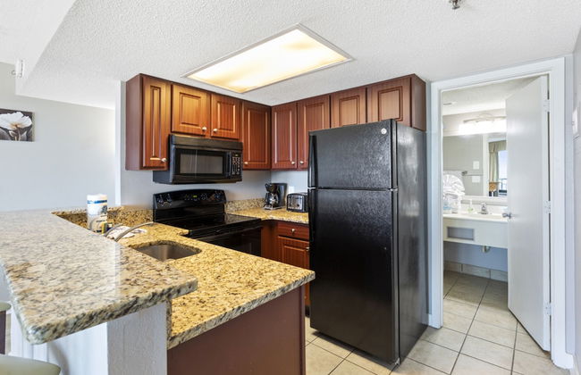 Ocean Front Condos at Patricia Grand - Foto 19