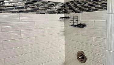 Cozy Mid Century Home in Athens GA - Foto 3, Shower