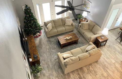 Phenomenal 7BR 4 Master Suites Southeast Pool Hot Tub Gas BBQ 2 Miles to Disney - Foto 26