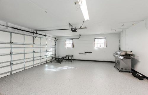 Riverside Retreat: Deck Bar, FirePit, Boat Parking - Foto 22