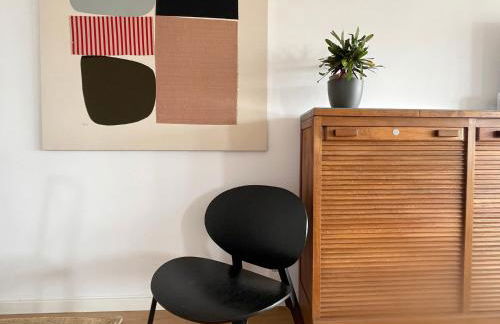 Stylish well-connected beachfront flat - Foto 35