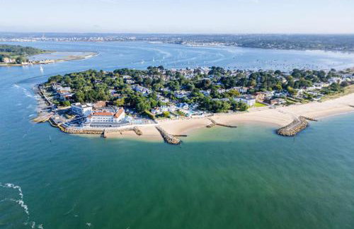 Sun-Soaked- Charming Views Overlooking the Harbour - Foto 6