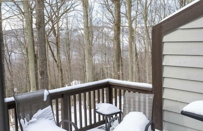 Seven Springs 3 BR Deluxe Condo, Near Golf Course by RedAwning - Photo 28