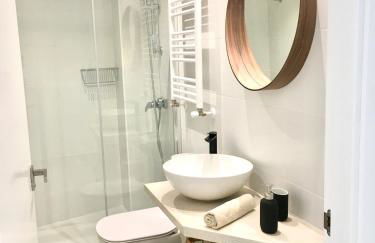 Castro Holidays - Apto A Céntrico Terraza con Garaje Gratis - Photo 8