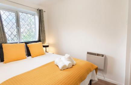 Colindale Garden with 2 parking spaces - Foto 18