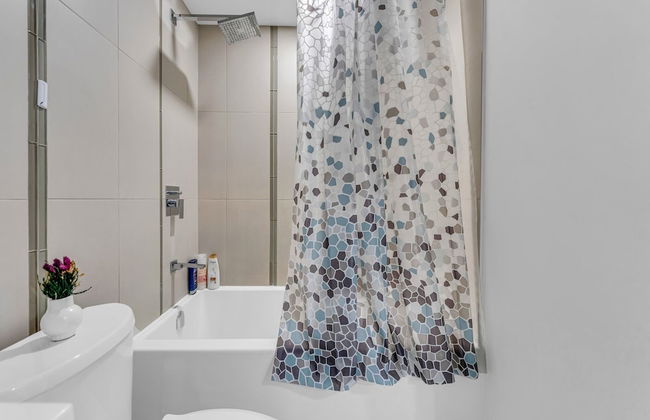 The Estate Entertainment District - Photo 42