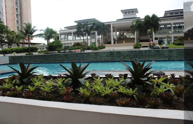 Grass Residences - Condo - Photo 21