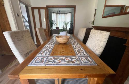 2025 Award Winner Liverpool Strawberry House - 3 Bedrooms - Foto 9