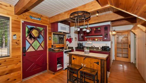 Bear Country Retreat, Fawnskin Near the Lake - Foto 5