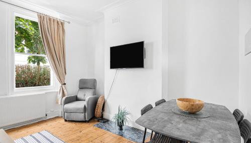 Urban Haven 2-Bedroom Apt, SW17 London - Sleep 5 - - Foto 4