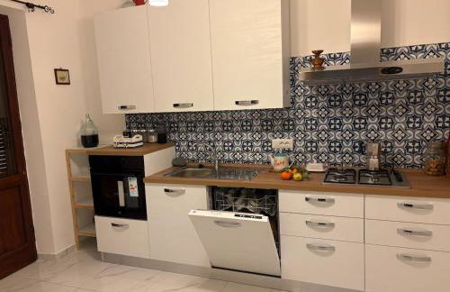 Villa with beautiful Private Garden & Breathtaking Sea View - Foto 8