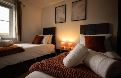 5 Bedroom House - Sleeps 10 - Parking - Trowbridge - Foto 32