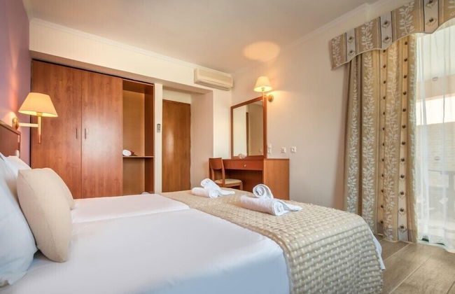 St.John Villas - Photo 43