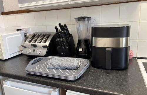 2 Bed Apartment Near Yeovil Hospital & Leonardo - Foto 10