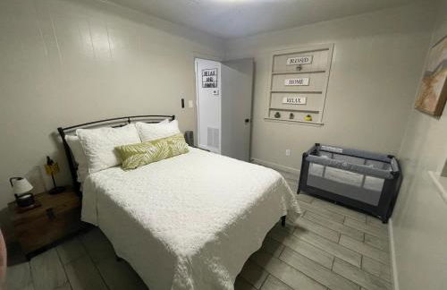 HomeSuite Cabin near Choctaw Casino Fun - Foto 5