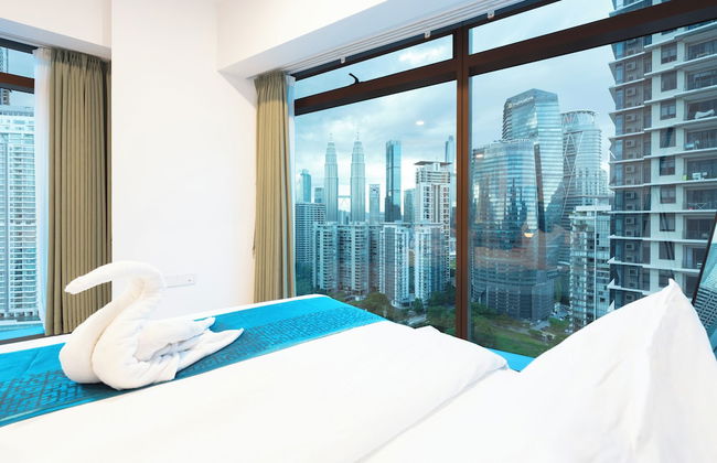 Moonway Luxury Suites At Eaton Residence - Photo 48