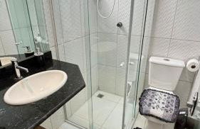 Apartamento espaçoso e localização perfeita - Foto 7