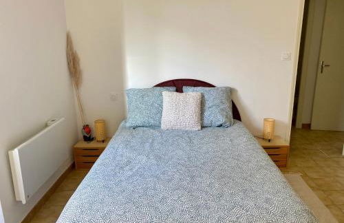 Confortable T2 avec jardin aménagé - Foto 14