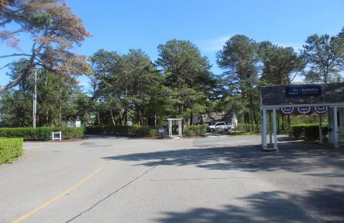 Exceptional New Seabury Mews Property - Photo 26