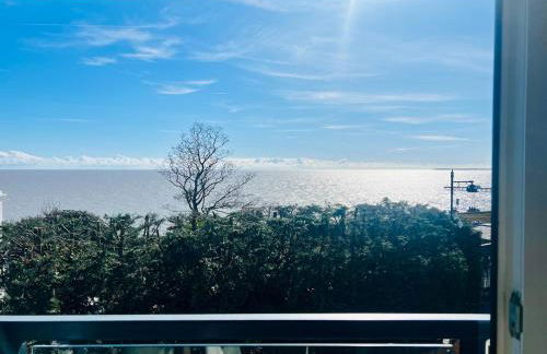 Stylish 3 Bed Apt Sea Views Near the Beach 2B - Foto 49