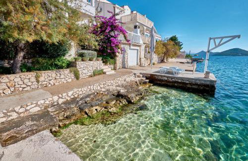 Repic Apartments - Photo 3