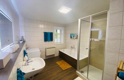 Fewo Heinrichser Markt - 2 Schlafzimmer mit Sauna und Terrasse - Photo 8