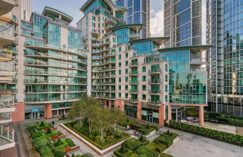 Beautiful Two-Bedroom Flat on the Riverside with Spectacular Views - Foto 25