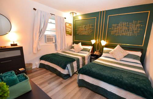 Bool Bear Lodge a pet friendly Pocono Vacation Home with Fireplace, BBQ and more - Foto 21