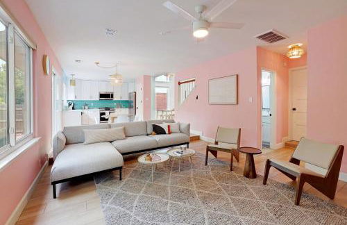 Modern Retreat Near Domain with Game Room and Gym - Foto 22