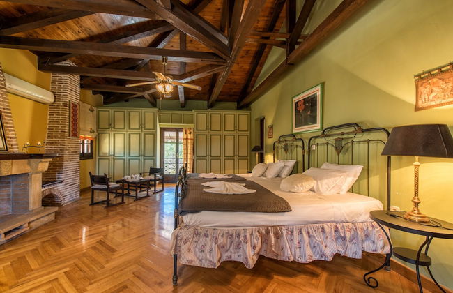 Sarakino The House of Literature - Photo 7