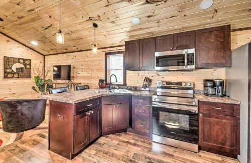 Cozy Lake Cumberland Cabin with Fire Pit - Foto 11