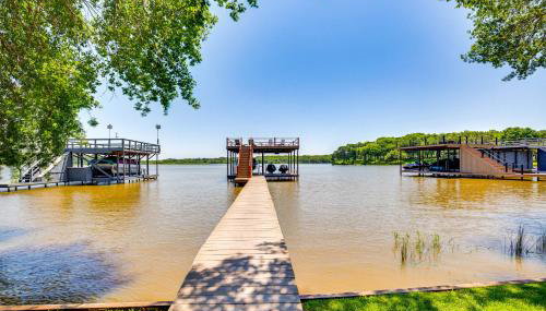 Views and Private Dock Lakefront Eustace House! - Foto 2